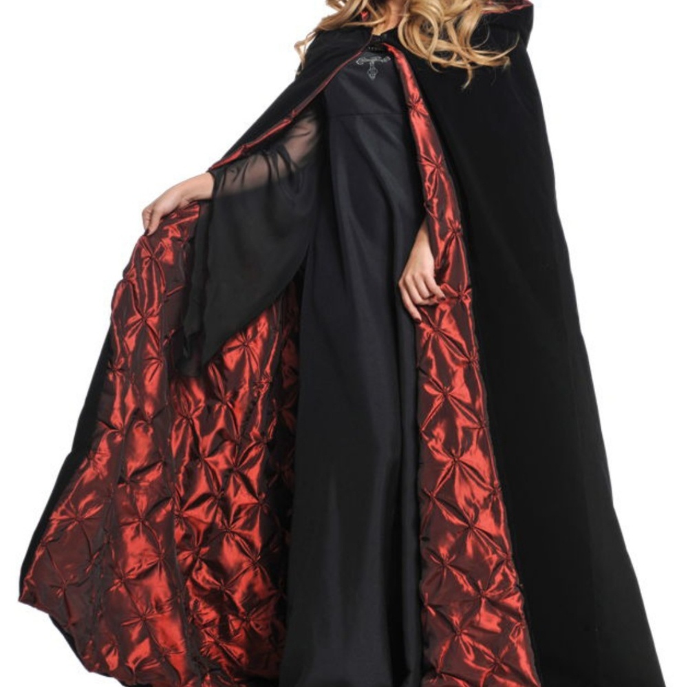 Black cloak